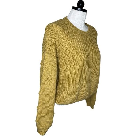 Moon & Madison Puff Sleeve Lightweight Sweater Size M - Picture 1 of 6